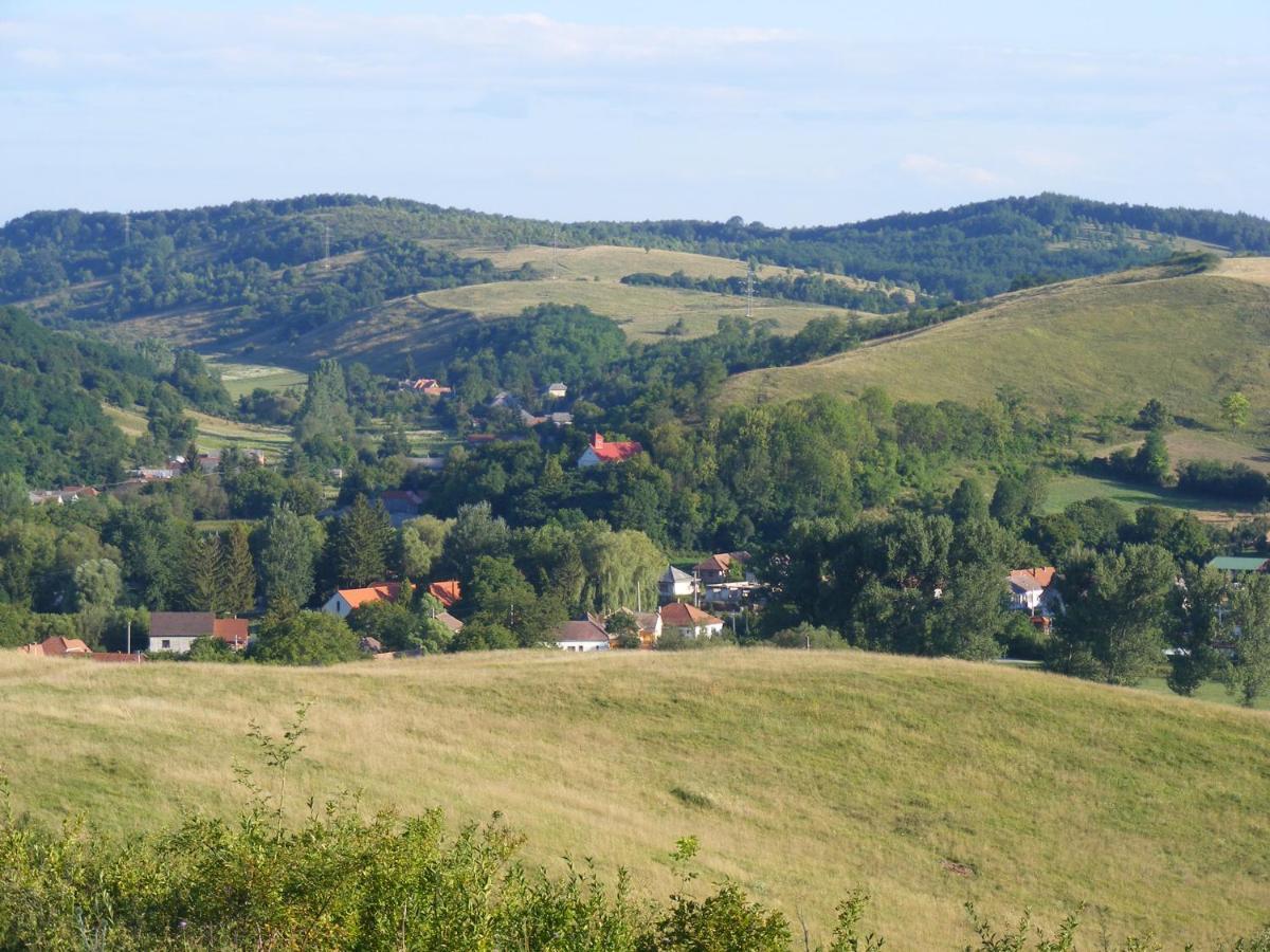 Falubíró Vendégháza Bekolce Esterno foto