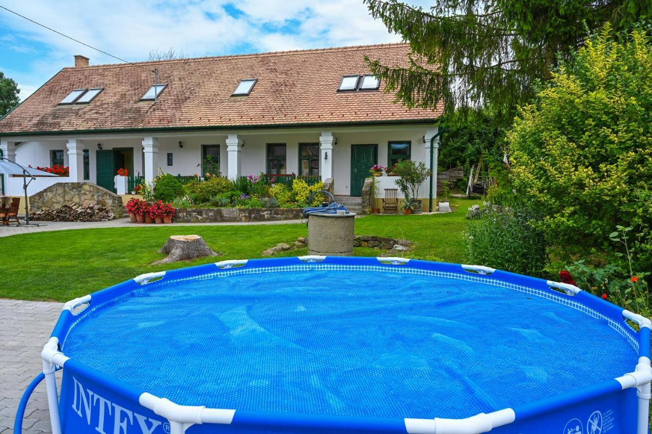 Falubíró Vendégháza Bekolce Esterno foto
