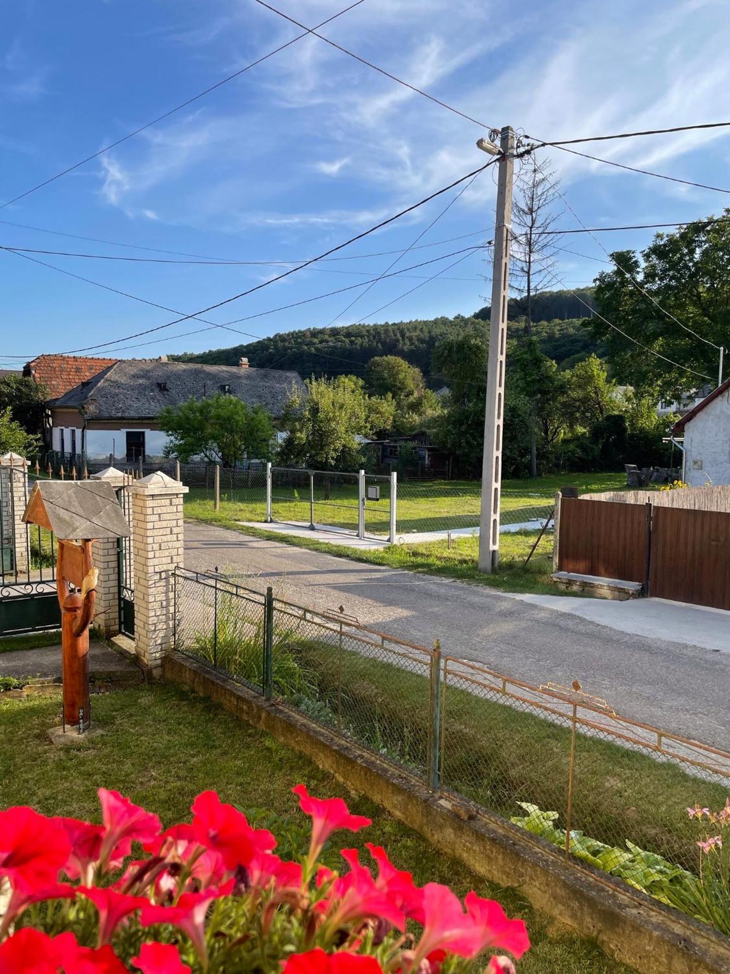 Falubíró Vendégháza Bekolce Esterno foto